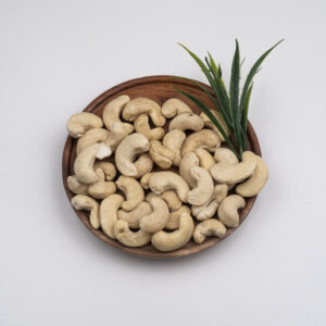 ভিয়েতনামি সাদা কাজুবাদাম জম্বু সাইজ (Vietnamese White Cashews Jumbo Size)